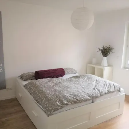 Apartment Monteur- Und Mit Sehr Guter Anbindung